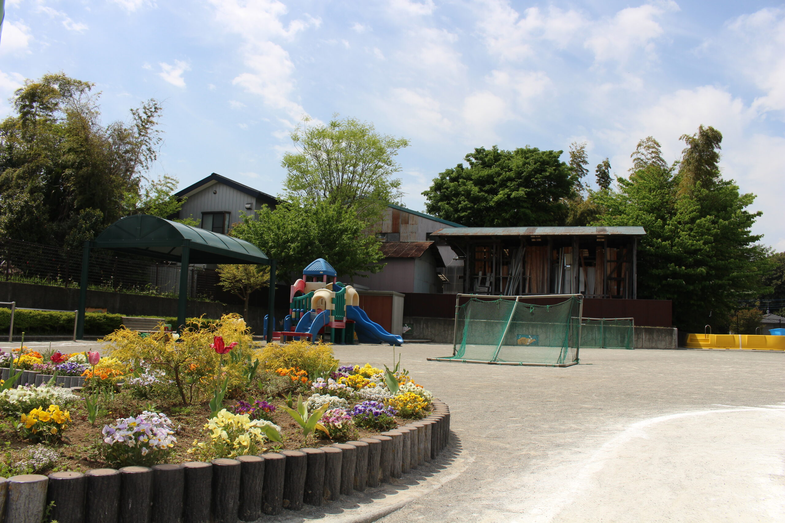 保護中: 戸塚しらぎく保育園４月の様子